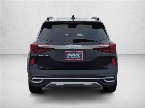 Used 2023 Kia Seltos S w/ Navigation Package FWD image 6