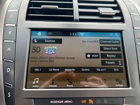 Used 2017 Lincoln MKZ Reserve w/ Technology Package FWD image 19
