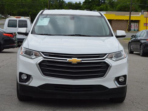 Used 2018 Chevrolet Traverse LT FWD image 3