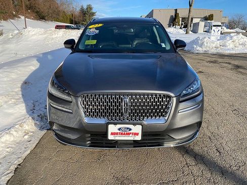 Used 2022 Lincoln Corsair AWD w/ Premium Package image 2