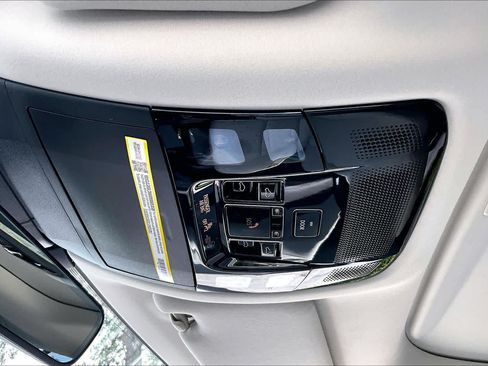Used 2026 Lexus RX 350 Premium Plus w/ Accessory Package (Z1) FWD image 32