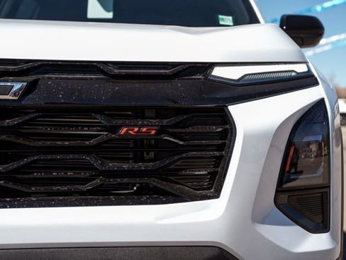 New 2026 Chevrolet Equinox RS FWD image 13