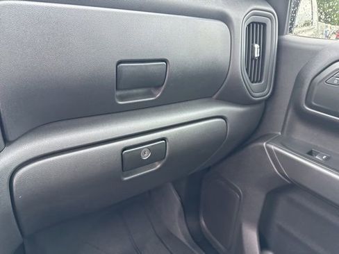 Used 2024 Chevrolet Silverado 1500 W/T w/ WT Value Package AWD/4WD image 18