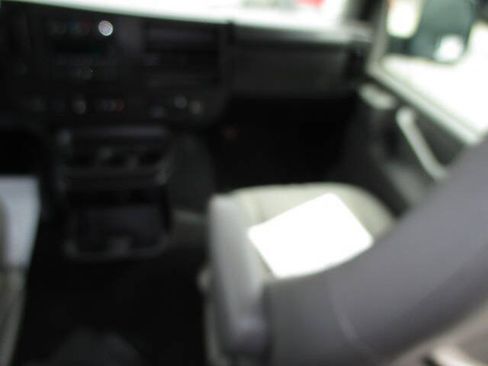Used 2019 Chevrolet Express 3500 LS RWD image 15