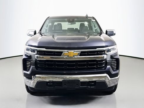 Used 2023 Chevrolet Silverado 1500 LT AWD/4WD image 2