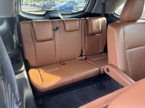 Used 2018 Toyota Highlander Limited AWD/4WD image 12