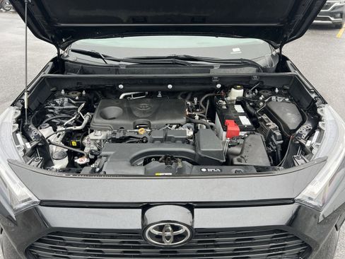 Used 2023 Toyota RAV4 LE image 25