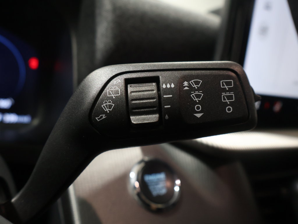 Used 2025 Ford Explorer ST-Line AWD/4WD image 39