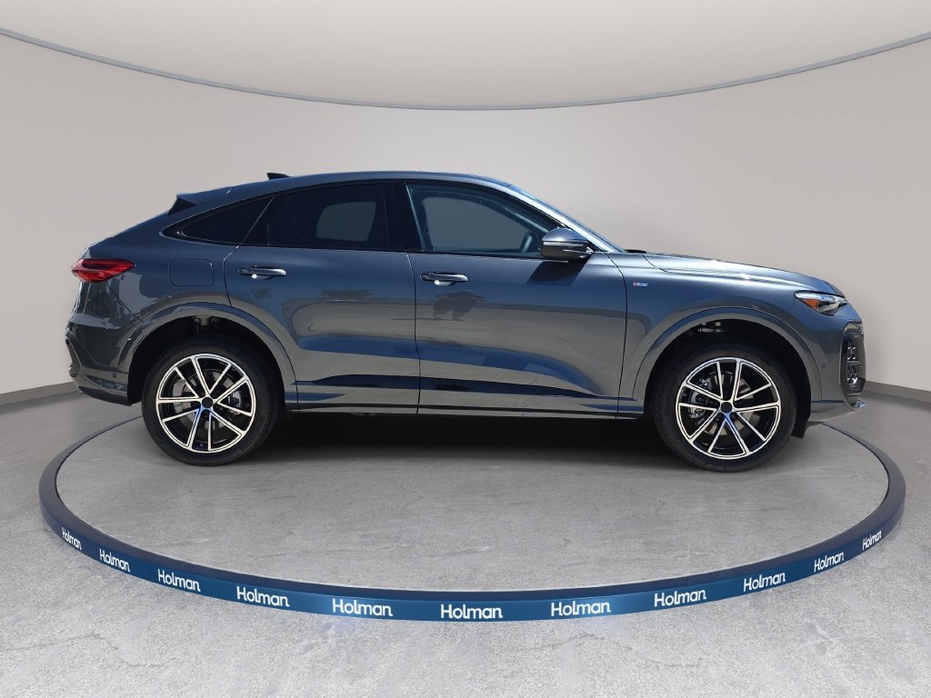 New 2026 Audi Q5 Premium Plus AWD/4WD image 4