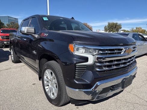 Used 2022 Chevrolet Silverado 1500 LTZ image 3