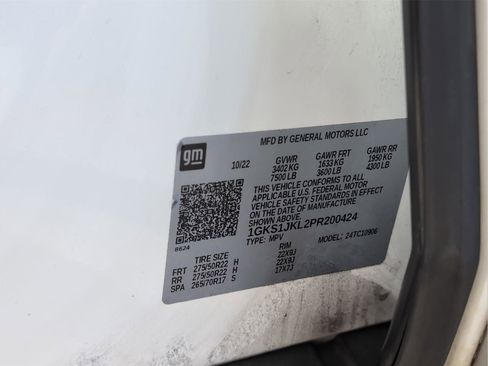 Used 2023 GMC Yukon XL Denali image 13