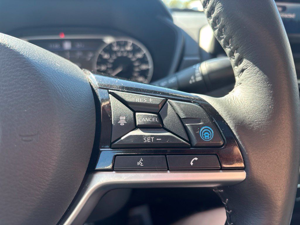 Certified 2025 Nissan Altima 2.5 SL FWD image 22