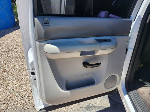 Used 2012 Chevrolet Silverado 1500 W/T w/ Skid Plate Package AWD/4WD image 16