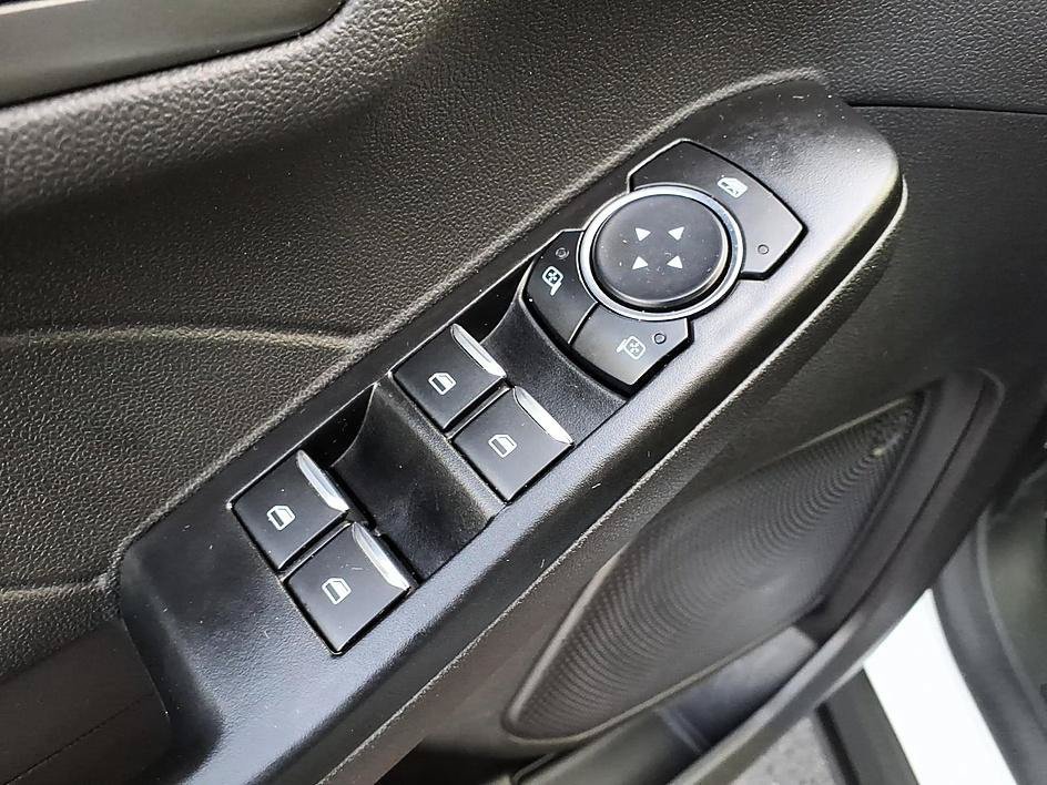 Used 2025 Ford Escape Active AWD/4WD image 11