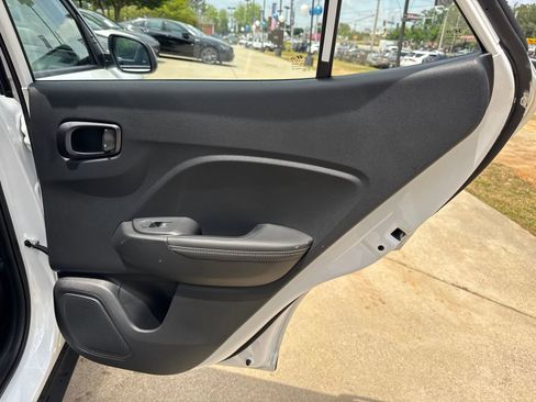 Certified 2026 Hyundai Venue SEL FWD image 16