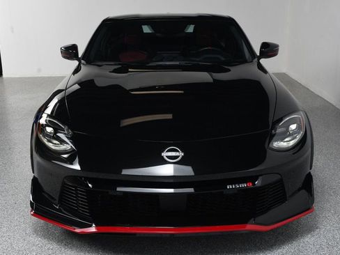 Used 2025 Nissan Z NISMO w/ Floor Mat Package RWD image 17