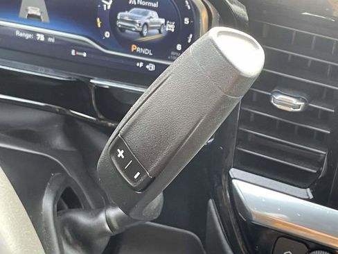 Used 2022 Chevrolet Silverado 1500 RST image 22