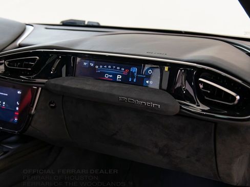 Used 2025 Ferrari 12Cilindri image 19