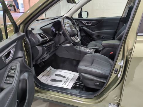 Certified 2024 Subaru Forester Premium AWD/4WD image 16