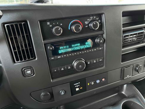 Used 2018 Chevrolet Express 3500 LT w/ LT Preferred Equipment Group image 11