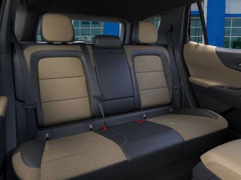 New 2026 Chevrolet Equinox ACTIV w/ Convenience Package III FWD image 17