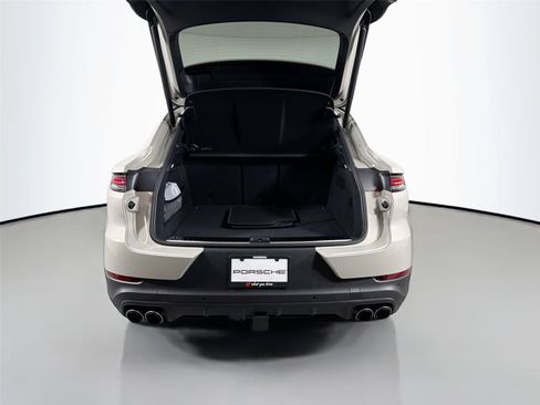 Certified 2026 Porsche Cayenne Coupe AWD/4WD image 35