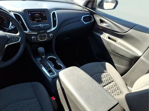 Certified 2024 Chevrolet Equinox LT w/ LPO, Floor Liner Package image 13