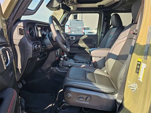 New 2025 Jeep Wrangler Unlimited Rubicon image 11