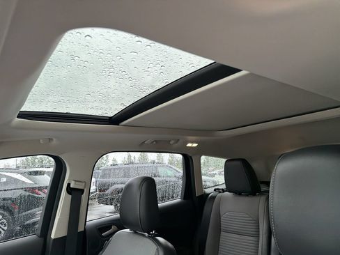 Used 2019 Ford Escape Titanium AWD/4WD image 19