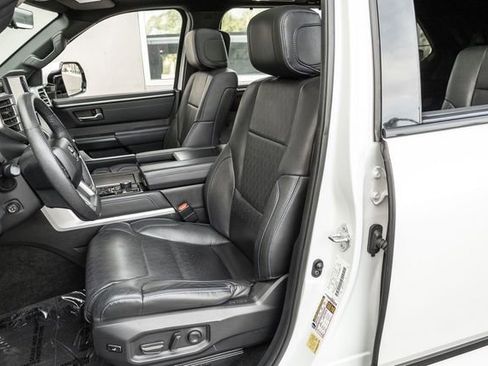 Used 2023 Toyota Sequoia Platinum image 12