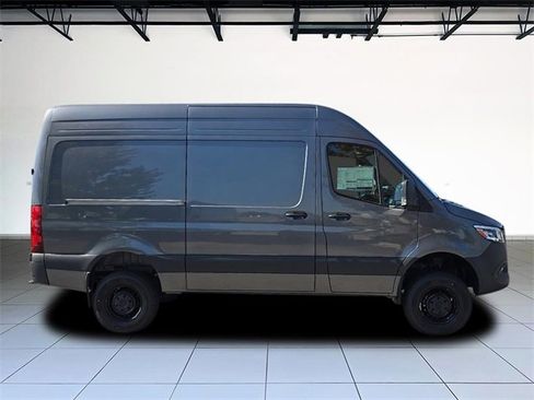 New 2026 Mercedes-Benz Sprinter 2500 image 3