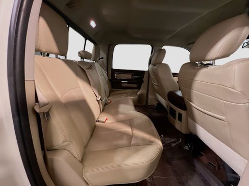 Used 2018 RAM 1500 Laramie w/ Convenience Group image 20