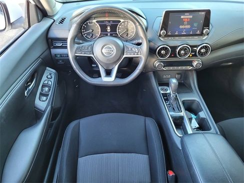 Used 2021 Nissan Sentra SV image 16