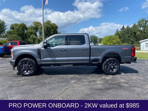 Used 2023 Ford F250 Lariat w/ Sport Appearance Package AWD/4WD image 4