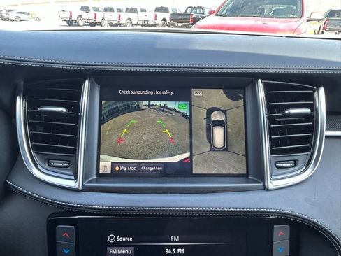 Used 2023 INFINITI QX50 Sport image 16