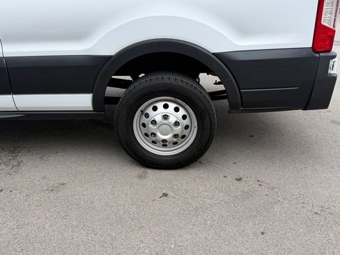 Used 2023 Ford Transit 250 Medium Roof AWD image 43