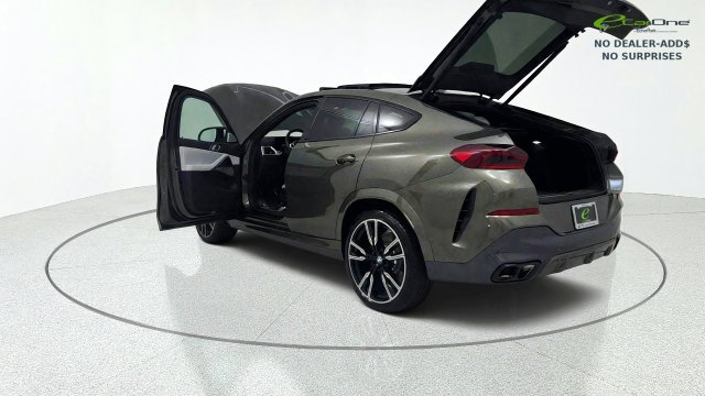 Used 2026 BMW X6 M60i AWD/4WD image 16