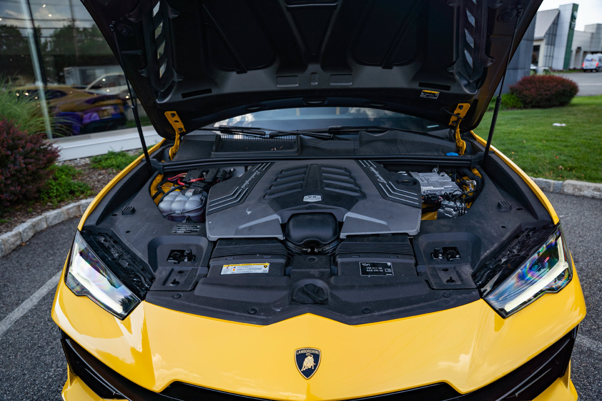 Used 2024 Lamborghini Urus Performante AWD/4WD image 35