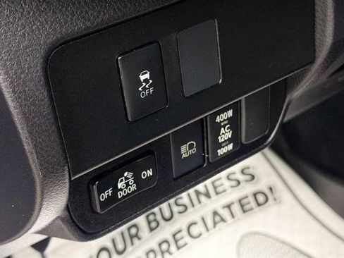 Used 2022 Toyota Tacoma TRD Sport w/ Technology Package RWD image 10