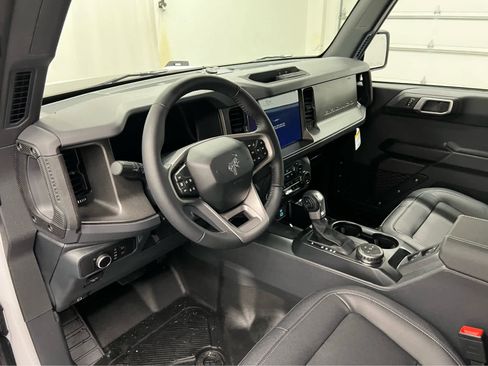New 2025 Ford Bronco Big Bend image 11