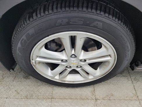 Used 2017 Chevrolet Cruze LT w/ Sun And Sound Package image 31