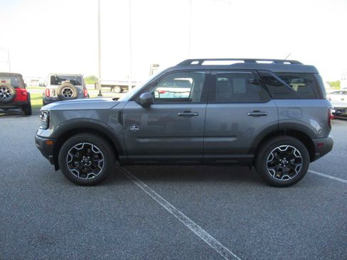 New 2025 Ford Bronco Sport Outer Banks w/ Outer Banks Tech Package+ image 8