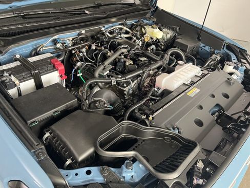 New 2026 Toyota Tacoma Limited AWD/4WD image 11