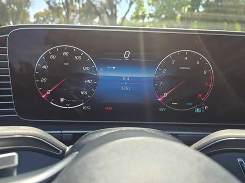Used 2026 Mercedes-Benz GLS 450 4MATIC image 27