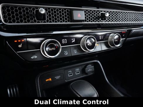 Used 2024 Honda Civic Sport Touring image 7