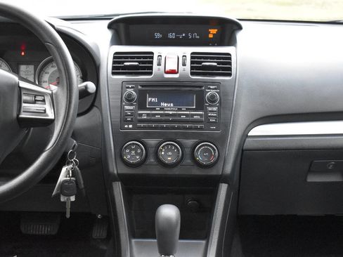 Used 2013 Subaru Impreza 2.0i Premium image 23