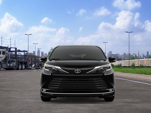 New 2026 Toyota Sienna Platinum image 2