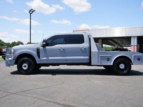 Used 2024 Ford F350 Lariat w/ FX4 Off-Road Package AWD/4WD image 11