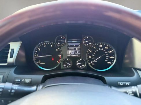 Used 2013 Lexus LX 570 4WD w/ Luxury Pkg image 30