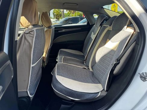 Used 2019 Ford Fusion S image 22